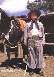 Résultat de recherche d'images pour "gaucho argentina"