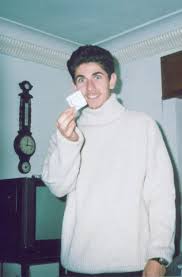 Résultat de recherche d'images pour "head in condom"