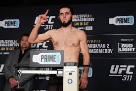 Islam Makhachev’s Welterweight Transition: New Weight, New Challenges