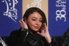 مه‌لقا باقری تولدش را در خیابان جشن گرفت