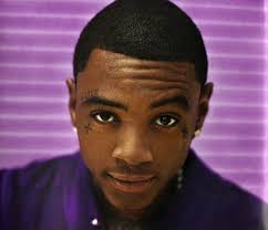 soulja boy. Born in Chicago under the name DeAndre Cortez Way, now known as rapper and record producer Soulja Boy Tell Em, has a net worth of $23 million. - soulja_boy-the_deandre_way-interior_frontal-500x429