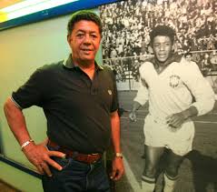 Amarildo, bicampeão da Copa do Mundo pelo Brasil, é esquecido pelo futebol enquanto passa anos internado