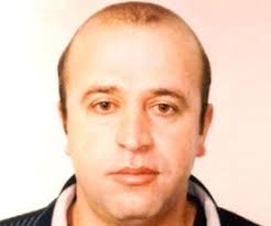 Top Terrorist, criminal in Durres: der Kosovare Lulzim Berisha! Direkter Geschaeftspartner, der Kosovare und Abgeordnete Hazmir Gashi von Durres. - 1248415704