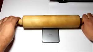 Résultat de recherche d'images pour "iphone bend"