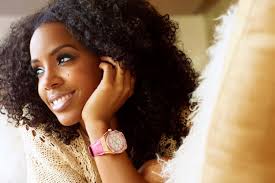 TW Steel ambassador Kelly Rowland wearing the pink CEO Tech Special Edition - DSC5225v3