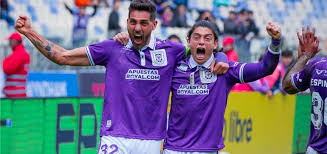 Un triunfo lila para dormir en zona de Copa Sudamericana