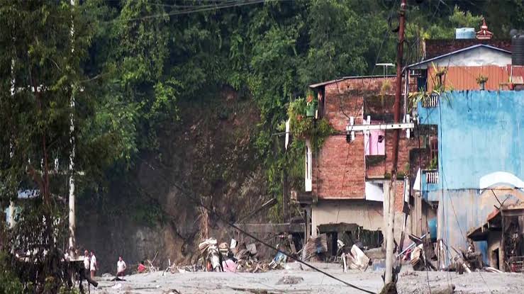 Two Tiruchirappalli tourists missing in Nepal floods as families appeal; MEA rescues 21 Indian nationals, ~200 stranded on Chinese side