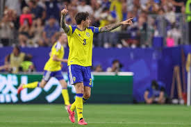When in Texas: Wife of Sweden's Victor Lindelöf thrown off mechanical bull during the World Cup