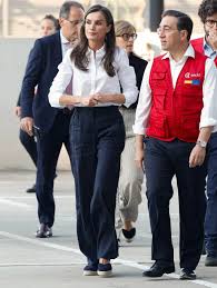Parte a Venezuela un avión con voluntarios españoles para montar un hospital de campaña