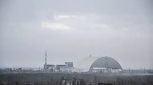 Damaged Chornobyl sarcophagus could collapse under new attack - Plant director warns