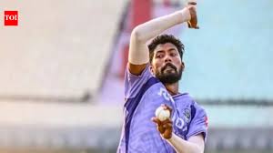 IPL 2026: Who is Saurabh Dubey? Pacer replaces Varun Chakravarthy in KKR vs RCB clash