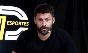 Sobis relembra elogios em 2025 e mantém apoio para Ronaldo: "Não disse que era craque"
