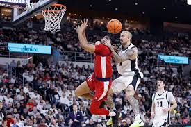 One ugly play set St. John’s season into the Sweet 16 stratosphere