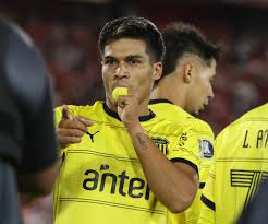 Grêmio pretende vender atacante emprestado para reforçar o caixa; veja valor