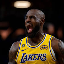 LeBron James achieves 300 playoff games