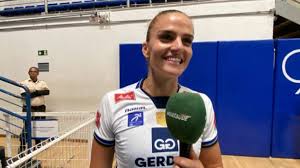Hilary, do Minas, ‘anuncia’ amiga do vôlei como reforço do Praia: ‘Muito talentosa’