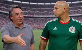 (VIDEO) Bofo Bautista protagoniza polémico desplante a Emilio Azcárraga