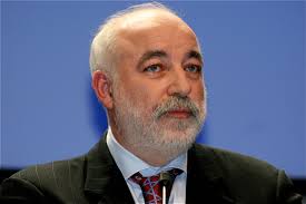 Russian business tycoon Viktor Vekselberg will coordinate a project to build a high-tech research and production hub, similar to the Silicon Valley in ... - viktor-vekselberg-russischer-oligarch