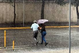Prevén lluvias aisladas esta tarde; cesarían para el juego
