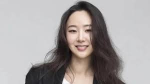 HYBE ordered to pay former ADOR CEO Min Hee-jin $17.6m in shareholder agreement lawsuit