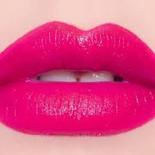 Resultado de imagem para boca com batom rosa brilhante