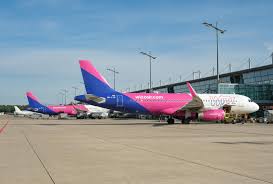 Nach Gewinnwarnung: Wizz Air peilt für Gesamtjahr Break-even an
