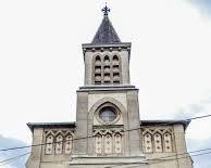 Façade de l'église SaintPierre de Dampierre