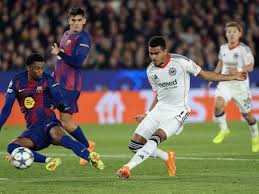 Barcelona and Atlético trail, Spurs lead, level elsewhere