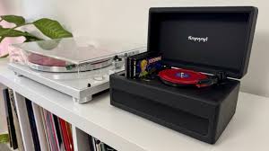 The Ultimate Tiny Vinyl Experience: How the World's Smallest Turntable Is Redefining Miniature Music Culture