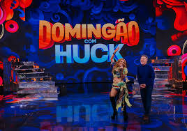 Joelma anima 'Domingão'