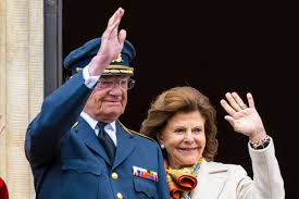 Seuraa kanssamme Ruotsin kuninkaan syntymäpäiväjuhlintaa klo 10 alkaen – millaista pukuloistoa on luvassa?