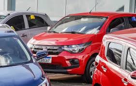 Governo libera compra de carros seminovos por motoristas de aplicativo e taxistas