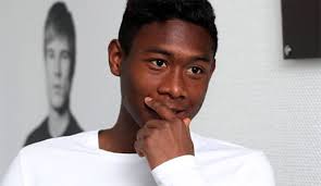 In Rekordzeit wurde David Alaba, am Sonntag erst 20 Jahre alt geworden, zu einem der besten Linksverteidiger der Welt. Wie ist das möglich? - david-alaba-privat-514