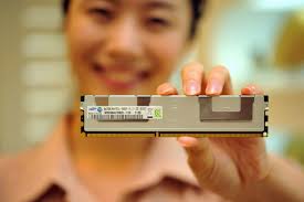 “These 32GB RDIMMs fully support the high-density and high-performance requirements of next-generation high-capacity servers,” said Hee Chang Yee, ... - samsung-32gb-ddr3