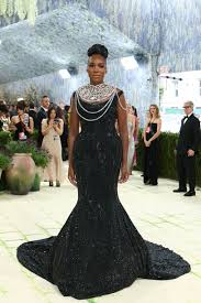 Eileen Gu, Venus Williams and more athletes shine at Met Gala