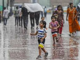 Delhi Weather News Highlights Updates: 'Red' alert for severe thunderstorms, hailstorms issued in Delhi