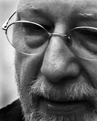 Dennis McKenna is an ethnopharmacologist who has studied plant hallucinogens for over forty years. In 1975 he co-authored the book ... - mckenna_dennis3_med
