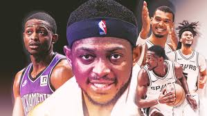 De'Aaron Fox of the San Antonio Spurs