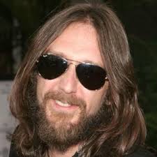 The Black Crowes frontman Chris Robinson and wife Allison Bridges welcomed a baby girl on Saturday (26.12.09) and both mother and daughter are doing well. - chris_robinson_1127236