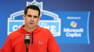 Giants GM Defends Roster Amid Coaching Search and Team Struggles