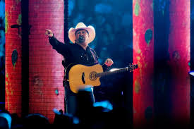 Garth Brooks returns to Denver for the first time in 7 years