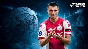 Besluit Ajax over trainer luidt vertrek van Steven Berghuis in