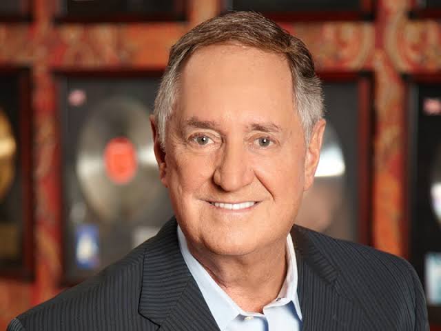 Neil Sedaka on Song Travels | South Carolina Public Radio