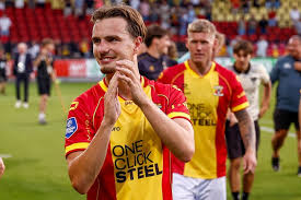 LIVE | Drie wijzigingen in opstelling Go Ahead Eagles • Twigt op weg naar Willem II