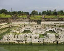 Gambar Keraton Surosowan, Kota Bandar Lampung