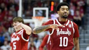 Oregon at Nebraska odds, picks and predictions