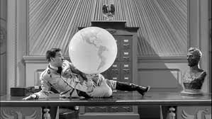 Risultati immagini per foto del il dittatore charlie chaplin streaming
