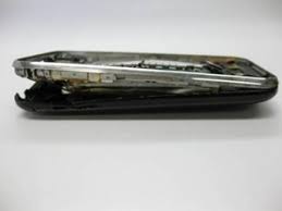 Image result for iphone 3gs battery exploding