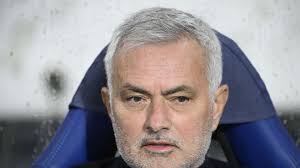 Entrenador de una de las selecciones del Mundial, Mourinho elige a su segundo en el Real Madrid