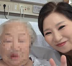 ‘호랑이 상담가’ 이호선 모친상 “찬란한 나의 어머니를 보내드립니다”